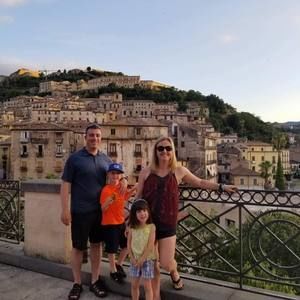 Meet your Posher, Sonya